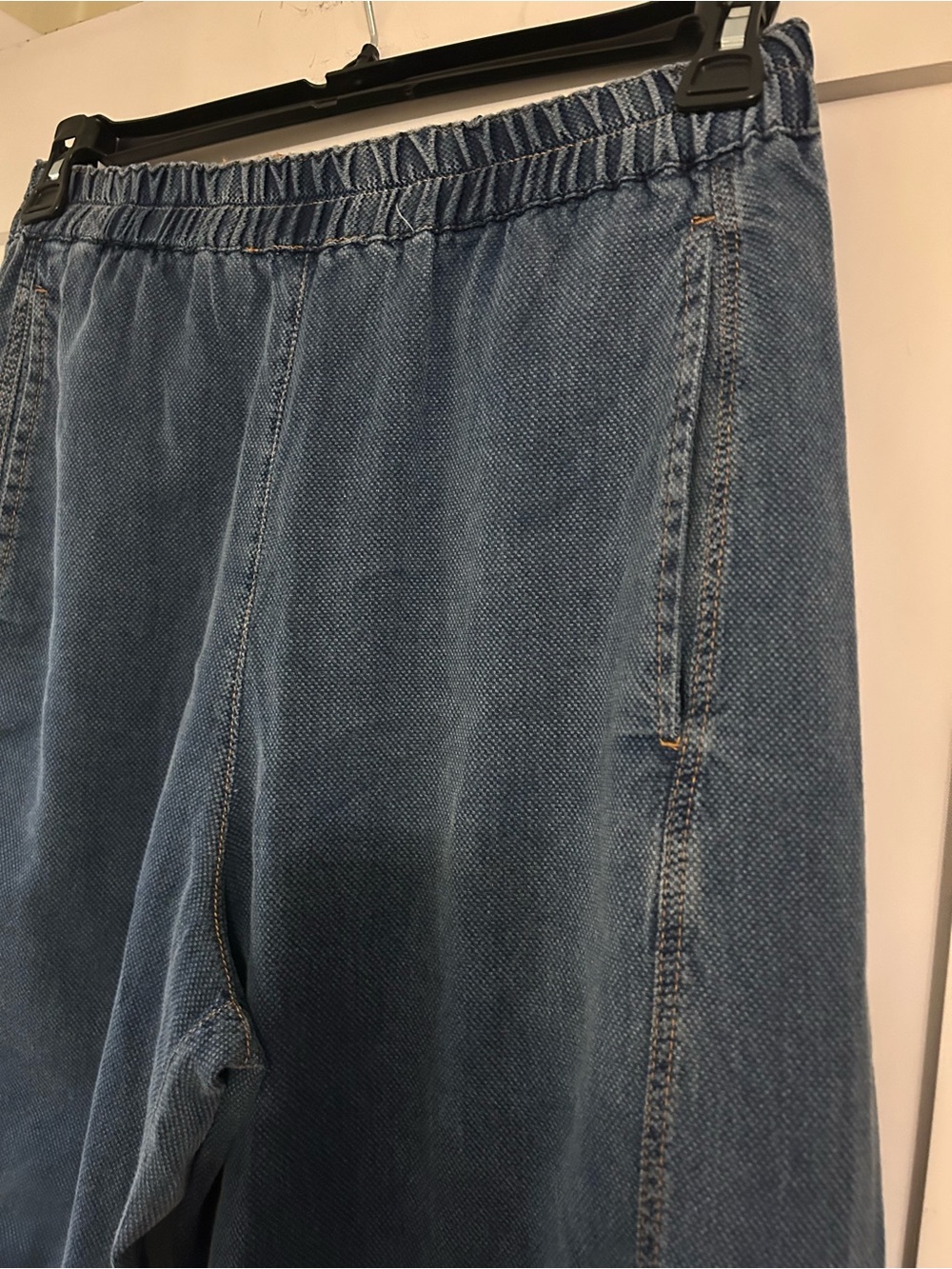 MAX Studio denim soft barrel leg pants - Picture 3 of 8